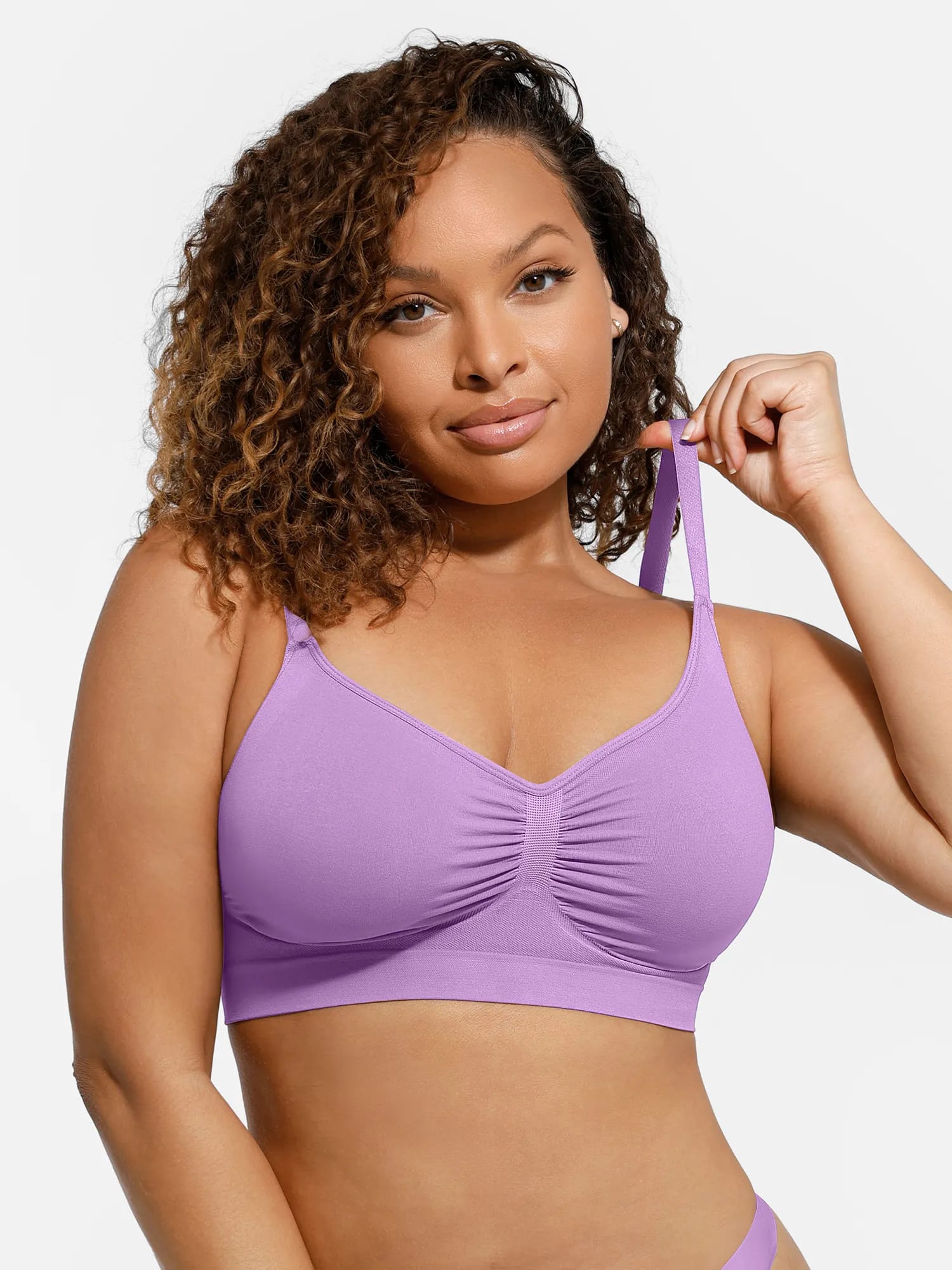 Nooahone Wireless Shaping Bra - detail of adjustable straps